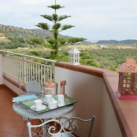 La Casa Di Giulia Διαμέρισμα Forza dʼAgro Εξωτερικό φωτογραφία