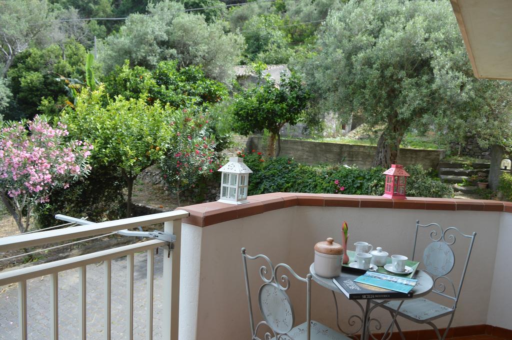 La Casa Di Giulia Διαμέρισμα Forza dʼAgro Εξωτερικό φωτογραφία